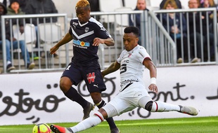 Mexer tacle Kamano lors du dernier Bordeaux - Rennes.