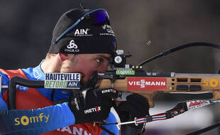 Biathlon : Le Français Simon Desthieux remporte le sprint de Nove Mesto