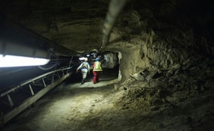 Des employées de la mine de Runstenburg en Afrique du Sud, le 11 juin 2015