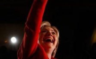Hillary Clinton a promis mardi d'aller "jusqu'au bout" dans sa quête de la Maison Blanche, une victoire à la primaire de l'Ohio ayant relancé ses espoirs d'être en novembre la candidate démocrate face au champion désormais désigné des républicains, John McCain.