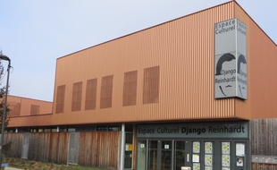 Strasbourg, le 21 janvier 2016 - L'association BeCoze a obtenu la gestion de l'espace Django Reinhardt. Parmi ses projets, ouvrir l'espace sur le quartier du Neuhof.