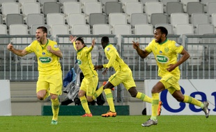 Les joueurs du FC Nantes fêtent leur quatrième but, synonyme de qualification pour les quarts de finale de la Coupe de France face aux Girondins, le 10 février 2016 à Bordeaux.
