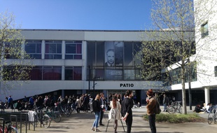 Le bâtiment emblématique du Patio, sur le campus strasbourgeois, a été de nouveau bloqué ce lundi matin.