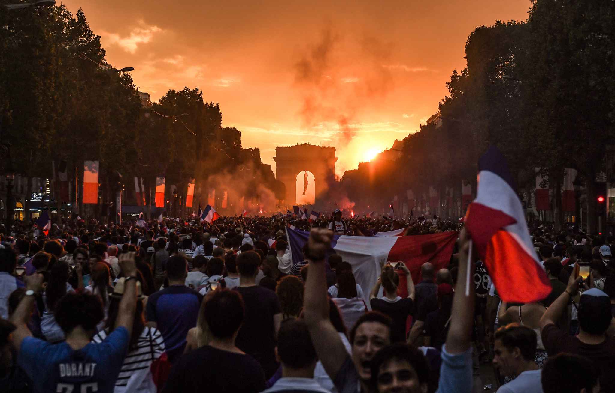 Coucher De Soleil Sur Larc De Triomphe Un Soir De