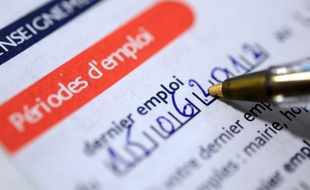 Plus de huit cadres sur dix (84%) pensent que le chômage augmentera dans les prochains mois, et 65% d'entre eux s'attendent à une dégradation du niveau de vie en France, selon un sondage Viavoice pour HEC, Le Figaro et France Inter publié lundi.