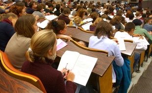 Des étudiants de la faculté de droit de La Couronne, en Charente. (Illustration)