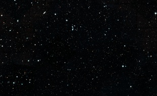 L'image contient 265.000 galaxies.