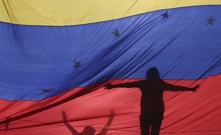 Des manifestants anti-Maduro à Caracas au Venezuela.