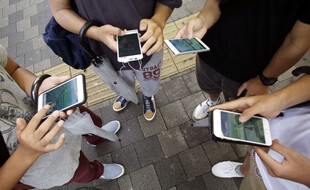 Des joueurs de « Pokémon Go » au Japon (illustration).