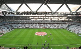 Le groupe Partouche espère bien donner son nom au Grand stade Lille Métropole inauguré le 17 aôut 2012.