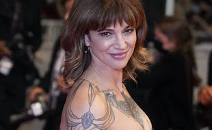 Asia Argento à Cannes le 16 juillet 2021