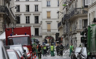 Une violente explosion a soufflé un immeuble à Paris