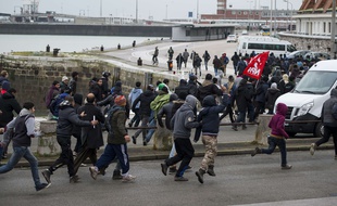 La fin du cortège du 23 janvier 2016 à Calais