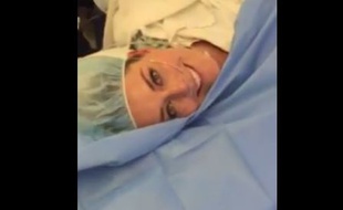 Lindsey Vonn a dû se faire poser des points de suture après avoir été mordue par ses chiens.