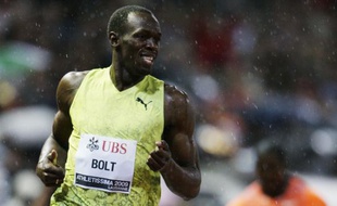 Usain Bolt à l'arrivée du 200m de Lausanne, le 8 juillet 2009