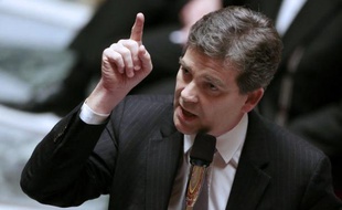 Le ministre du Redressement productif Arnaud Montebourg a estimé mercredi qu'il était "possible d'éviter le pire" pour le site du fabricants de pneus Goodyear Amiens-Nord à condition de reprendre les négociations avec les syndicats et le groupe Titan, un possible repreneur.