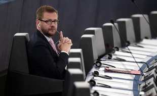 L'eurodéputé français Jérôme Lavrilleux le 20 mai 2015 au Parlement européen de Strasbourg