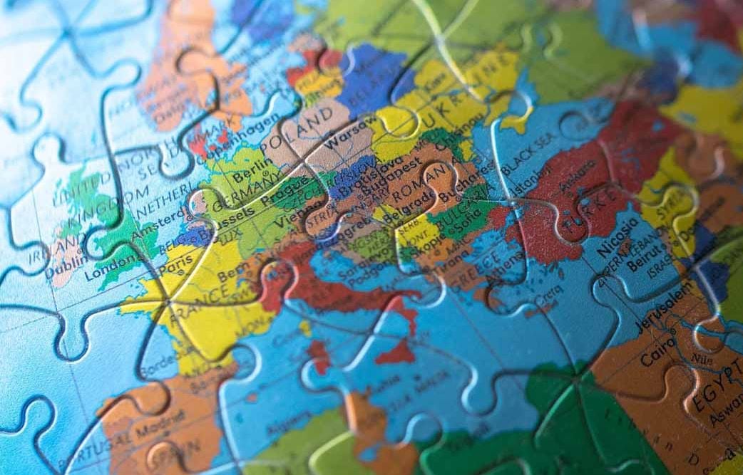 En carte : La Grèce envisage une journée de 13 heures de travail, mais qui bosse le plus en Europe ?