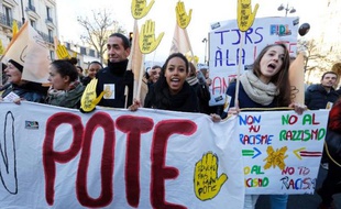 Les manifestations contre le racisme samedi dans toute la France, après les attaques contre la garde des Sceaux Christiane Taubira, n'ont pas rassemblé les foules, malgré l'unité affichée par les organisateurs, associatifs et syndicaux.