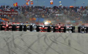 Départ du Grand Prix de Formule 1 d'Istanbul, Turquie, le 11 mai 2008.