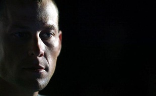 L'affaire de dopage qui a entraîné l'annulation de tous les résultats de Lance Armstrong depuis août 1998, y compris ses sept victoires dans le Tour de France, devrait coûter cher à l'Américain, dont la fortune est évaluée à une centaine de millions d'euros.