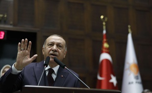 Le président turc, Recep Tyyip Erdogan, devant le parlement d'Ankara, le 6 novembre 2018.