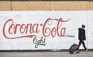 Un graffiti "Corona-Cola" dans les rues de Nantes.