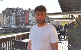 Tom Dingler lors de la présentation du film "Le talent de mes amis" à Strasbourg.