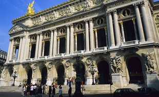 Le Palais Garnier (illustration).