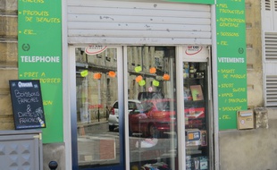 L'épicerie musulmane est réservée certains jours aux hommes, d'autres aux femmes
