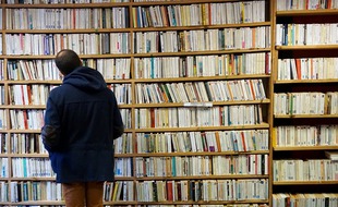 Une intelligence artificielle capable de résumer des livres entiers