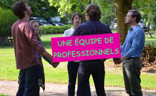 Image extraite de la publicité du gîte des Lepic («Fais pas ci, fais pas ça»).