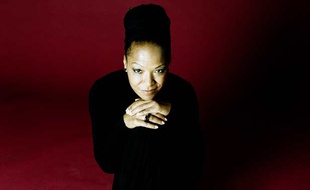 Lisa Simone