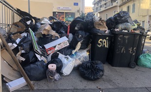 Illustration de la grève des poubelles à Marseille