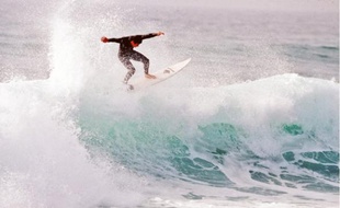 Paradis des surfeurs, Biarritz est l'une des destinations les plus festives de France.