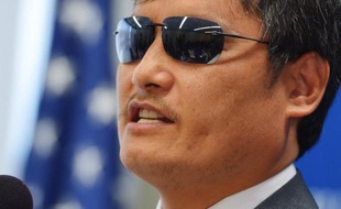 Le dissident aveugle chinois Chen Guangcheng, réfugié depuis mai 2012 aux Etats-Unis, va rejoindre trois institutions américaines, dont un mouvement conservateur, ont annoncé ses proches.
