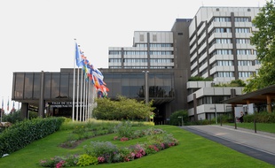 Bâtiment de la CUS. Le 01 07 2009