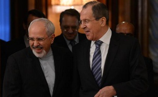 Les chefs des diplomaties iranienne et syrienne sont arrivés ensemble dans la nuit de mercredi à jeudi à Moscou pour des négociations centrées sur la situation en Syrie, à moins d'une semaine d'une conférence de paix visant à trouver une solution politique au conflit syrien.