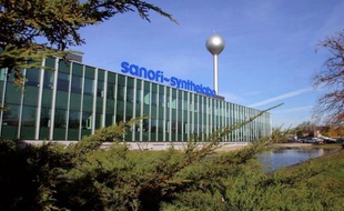 Les autorités boursières américaines ont inculpé huit personnes qu'elles accusent d'avoir tiré des profits indus d'informations privilégiées sur l'imminence d'une offre publique d'achat du groupe français Sanofi sur la société cotée Chattem fin 2009.