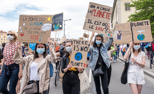 Marche pour le climat à Lyon le 9 mai 2021.