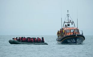 27 migrants sont morts en tentant de traverser la Manche pour rejoindre la Grande-Bretagne