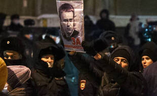 Des manifestants appelant à la libération de Navalny, le 18 janvier 2021.