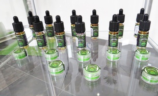 Illustration de dérivés du cannabis thérapeutique.