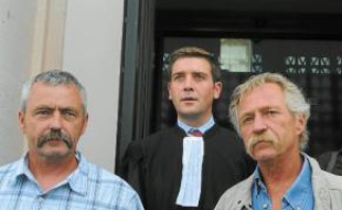 José Bové est venu en soutien.