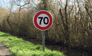 Limitation à 70 km/h sur la RD 209 en Gironde.
