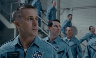 Dans «First Man - Le premier homme sur la Lune», Ryan Gosling incarne Neil Armstrong.