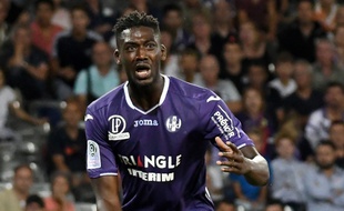 Yaya Sanogo, l'attaquant du TFC, lors du match de Ligue 1 contre Montpellier au Stadium de Toulouse, le 12 août 2017.