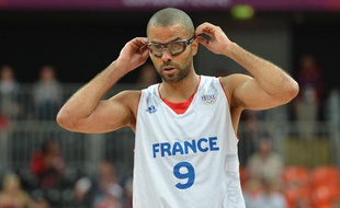 Tony Parker, le 31 juillet 2012, lors des Jeux Olympiques de Londres, contre l'Argentine.