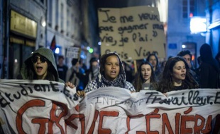 Manifestation de jeunes le 14 avril 2016 à Besancon