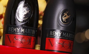 Deux bouteilles de Cognac Rémy Martin